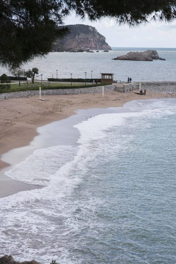 Porodicni Appartement Sveti Stefan Buitenkant foto